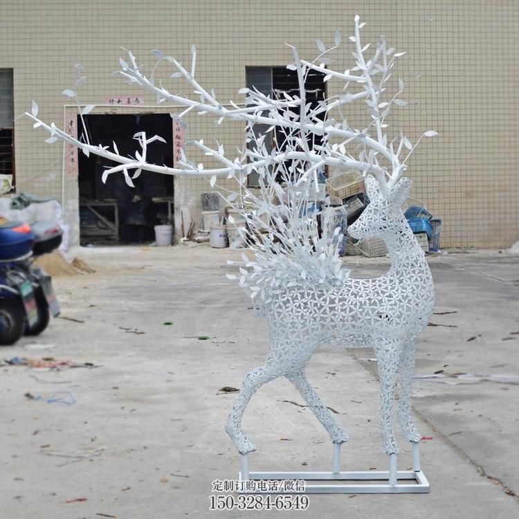 花园梅花鹿雕塑批发，标识雕塑，展示镂空梅花鹿雕塑