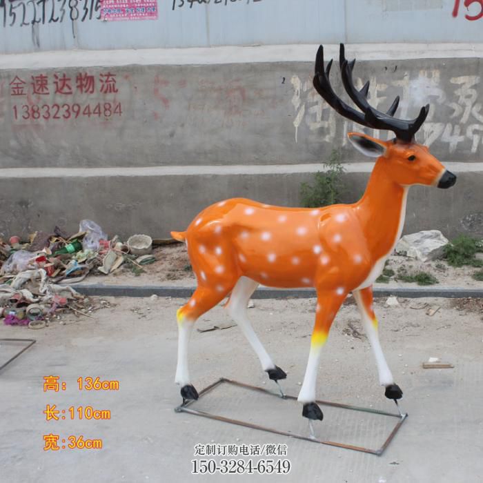 仿真小鹿雕塑，彩绘工艺，玻璃钢动物雕塑厂家